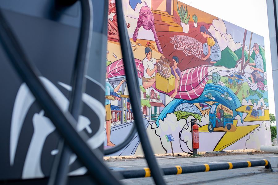 Chargezone Pondur Mural, Chennai, photo 2 of 9, by Paperplane