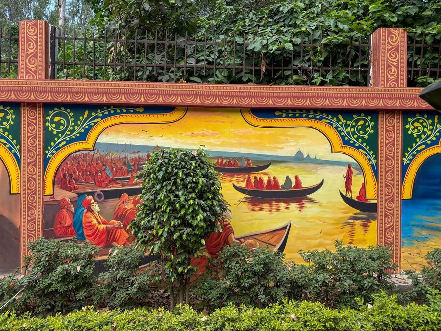 Kumbh Mela 2025 Mural, Prayagraj, photo 6 of 16, by Paperplane