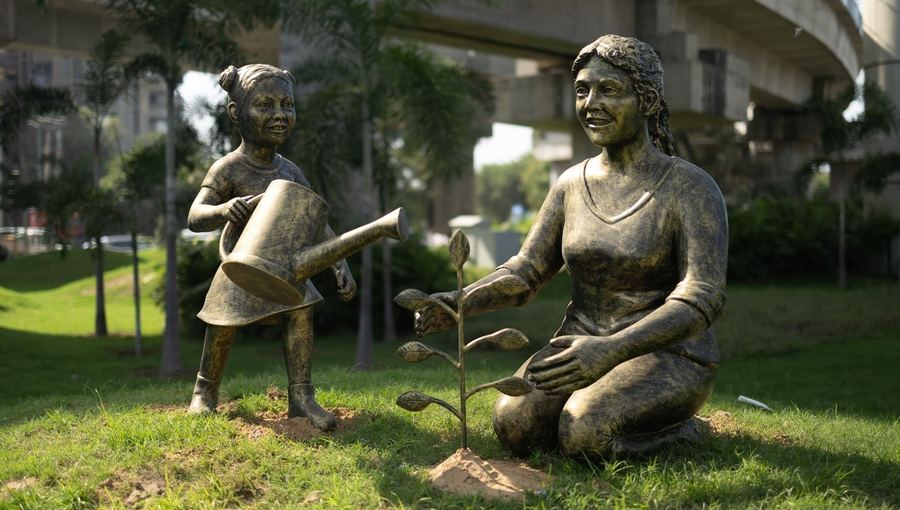 MAX Estates Sculptures, Gurugram, photo 6 of 8, by Paperplane