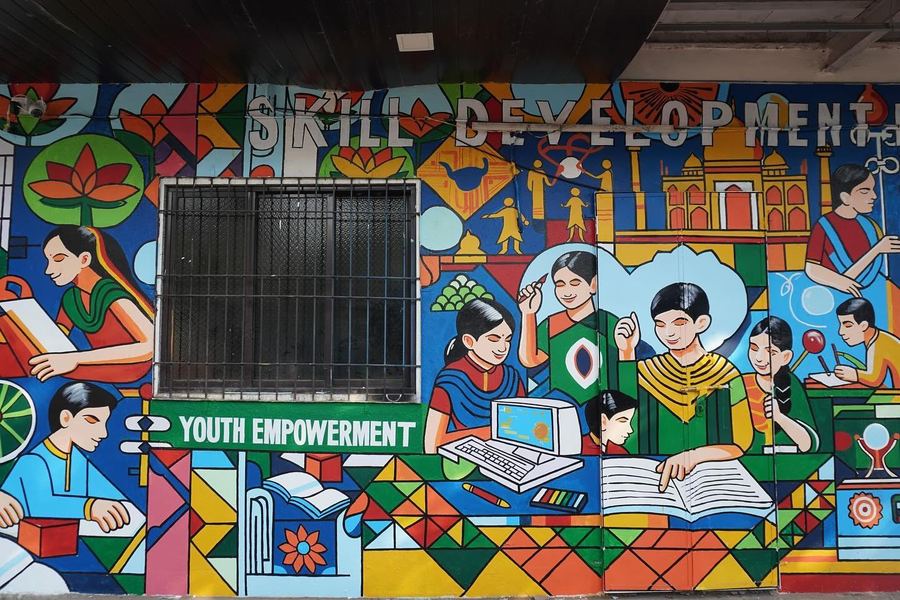 Skill Development Hostel Mural, Mumbai, photo 2 of 4, by Paperplane