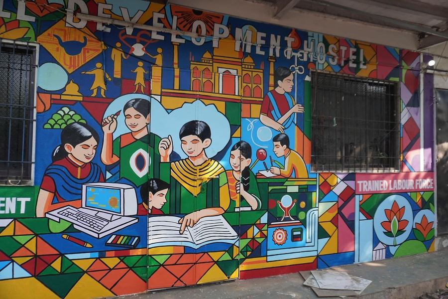 Skill Development Hostel Mural, Mumbai, photo 3 of 4, by Paperplane