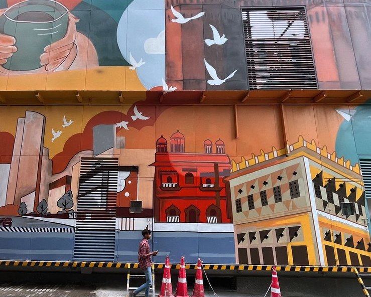 Nexus Westend Facade Mural, Pune, photo 2 of 3, by Paperplane